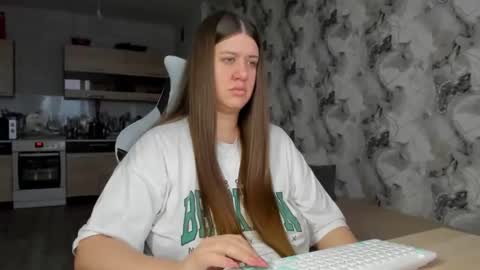 Aletta Oushen online show from November 24, 10:17 am