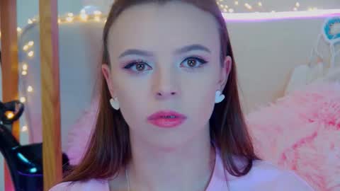 ElisabethDavis online show from September 27, 4:58 pm