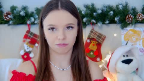 ElisabethDavis online show from December 13, 3:21 pm