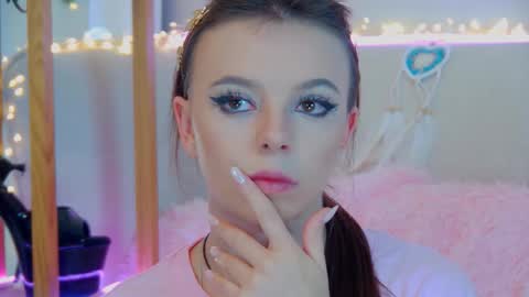 ElisabethDavis online show from September 14, 9:23 pm