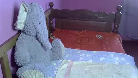 elisah01 online show from March 15, 8:16 am