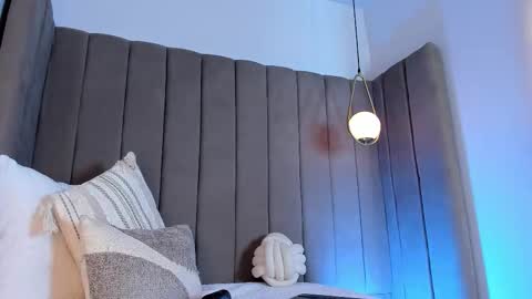 Elise diamond online show from March 15, 2:57 am