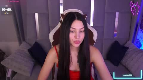 elisevelour online show from December 20, 1:59 pm