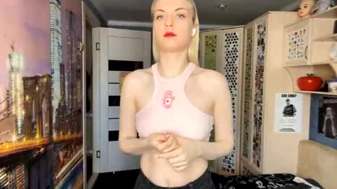 Kate online show from May 6, 10:30 am