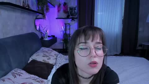 Elis online show from May 9, 8:27 am