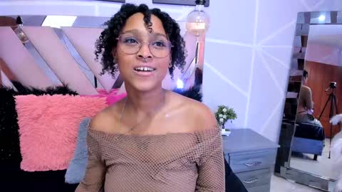 Snapshot of elit_noa chatting on February 7, 8:42 pm elit noa online show from February 7, 8:42 pm