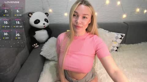 Lisa online show from February 1, 1:55 am