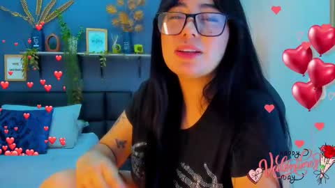 eliza_pink24 online show from February 14, 12:01 am