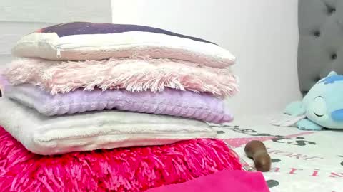 ELIZA online show from April 19, 3:28 am