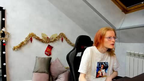 Snapshot of elizabeth_harpper chatting on January 7, 1:38 am Elizabeth online show from January 7, 1:38 am