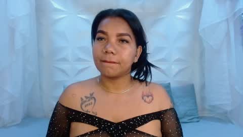 Elizabeth  online show from March 29, 11:53 am