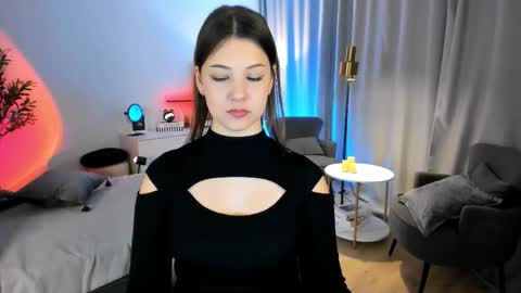 Eliza online show from April 11, 1:15 pm