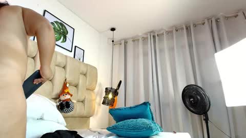 Eliza online show from October 30, 12:39 pm