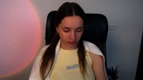 elizsun online show from December 1, 11:36 am