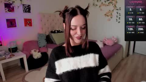 Snapshot of ella_gdss chatting on October 19, 10:17 am ELLA online show from October 19, 10:17 am