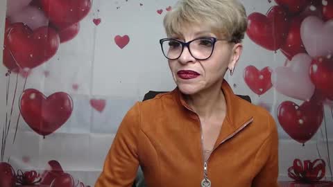 EllaBonito online show from February 6, 3:37 pm