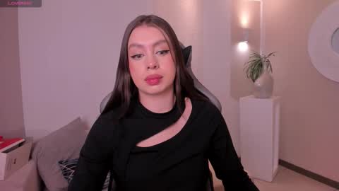 Snapshot of ellaclark chatting on September 8, 7:02 pm EllaClark online show from September 8, 7:02 pm
