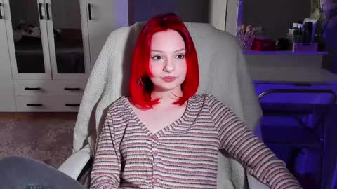 ellales online show from April 24, 8:28 am