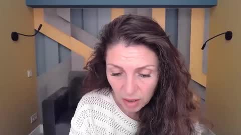 EllaLongs online show from September 29, 11:37 am