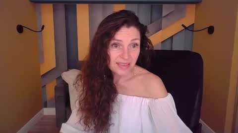 EllaLongs online show from May 31, 11:49 am