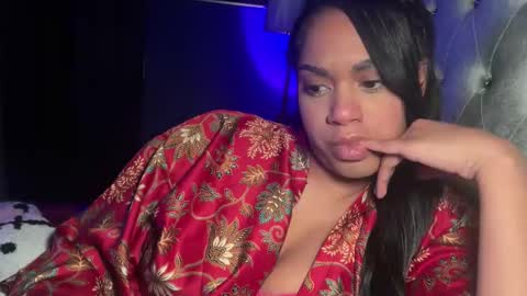 ellaparkerrr online show from March 11, 2:16 am