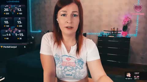 Elli   NEXT STREAM      online show from December 4, 7:01 pm