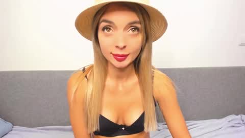 ellen_flow online show from February 20, 8:58 pm