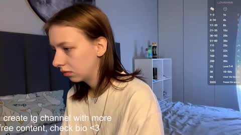 Ellie online show from November 2, 8:07 am