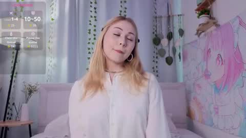 Ellie online show from February 12, 9:44 am