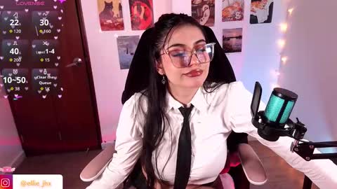 Ellie Jhonson  online show from February 28, 12:54 am