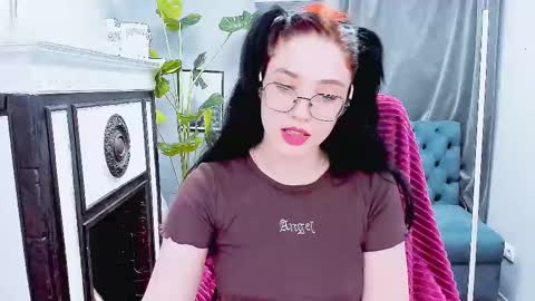 ellie_magic online show from March 1, 2:34 pm