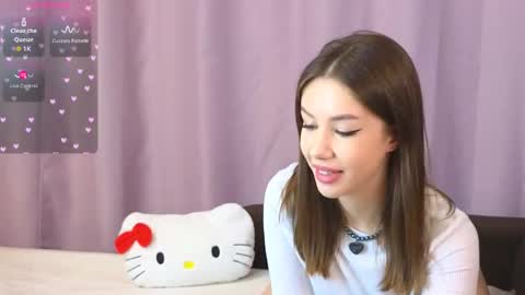 ellie online show from October 14, 8:55 pm