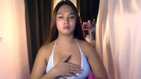 ellie online show from June 27, 7:31 pm