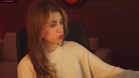 elliecutes online show from January 13, 5:23 am