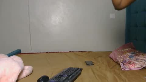 elllanna online show from March 7, 9:55 pm