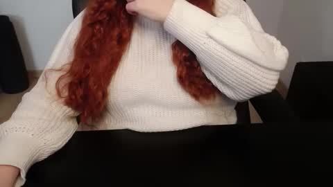 Elly online show from April 13, 1:34 pm