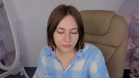 elma_lily online show from September 28, 6:42 am