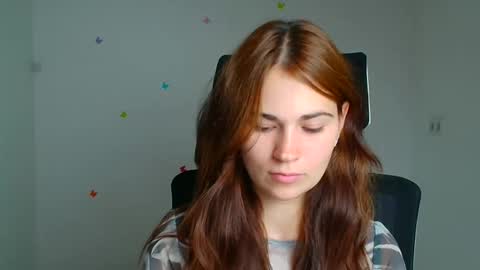 Snapshot of elsa_mur chatting on September 18, 6:34 am Elsa online show from September 18, 6:34 am