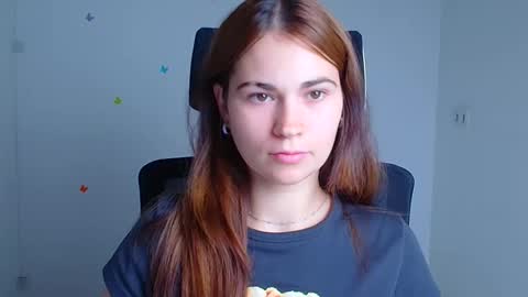 Snapshot of elsa_mur chatting on October 7, 7:13 am Elsa online show from October 7, 7:13 am