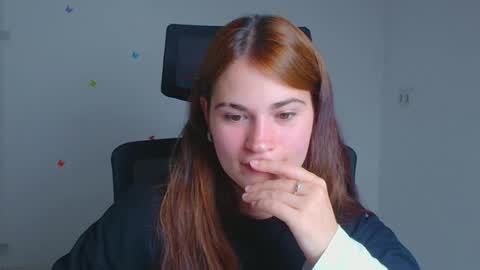Snapshot of elsa_mur chatting on September 28, 7:47 am Elsa online show from September 28, 7:47 am
