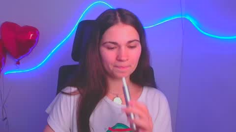 Snapshot of elsa_mur chatting on February 23, 7:34 pm Elsa online show from February 23, 7:34 pm