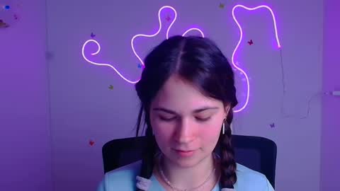 Snapshot of elsa_mur chatting on March 4, 8:27 pm Elsa online show from March 4, 8:27 pm