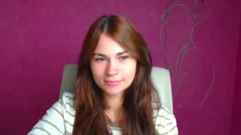 Snapshot of elsa_mur chatting on October 1, 5:56 am Elsa online show from October 1, 5:56 am