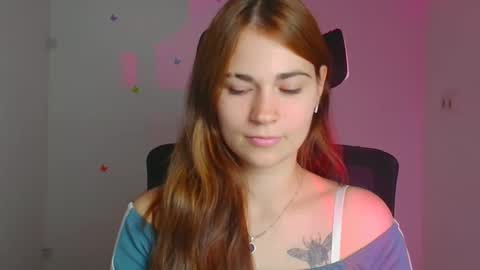 Snapshot of elsa_mur chatting on September 26, 6:33 am Elsa online show from September 26, 6:33 am