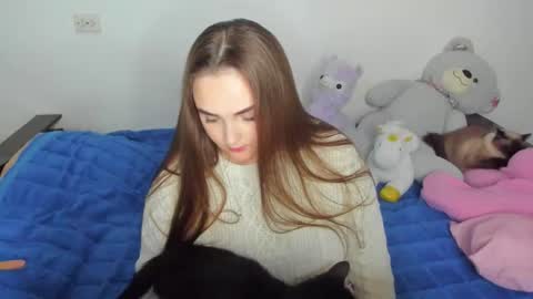 Snapshot of elsamails chatting on September 17, 9:46 pm Elsa online show from September 17, 9:46 pm