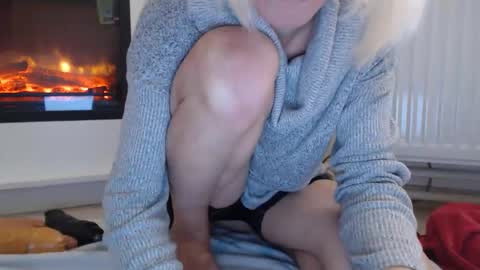 elssa_rush online show from October 14, 11:46 am