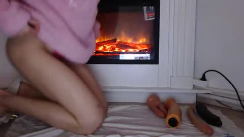 elssa_rush online show from November 23, 4:30 pm