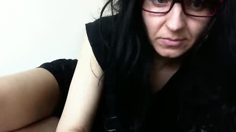 Snapshot of elyseblue chatting on January 23, 11:58 am elyseblue online show from January 23, 11:58 am