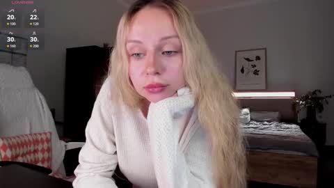 Emilie online show from September 17, 7:34 pm