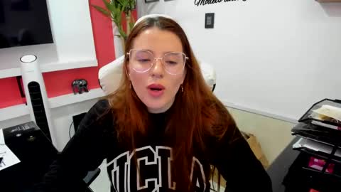 Estefany Martinez Acua INSTAGRAM ema 04oficial online show from February 15, 8:34 pm